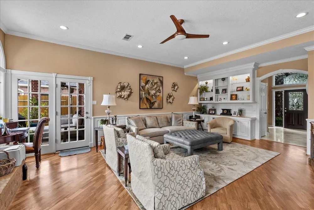 308 Oak Haven Street Baytown, TX 77520