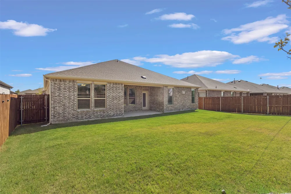 2020 Eugene Street Anna, TX 75409