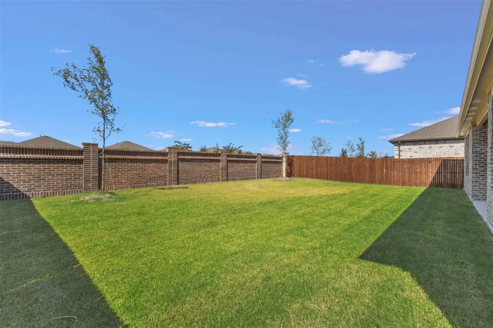 2020 Eugene Street Anna, TX 75409