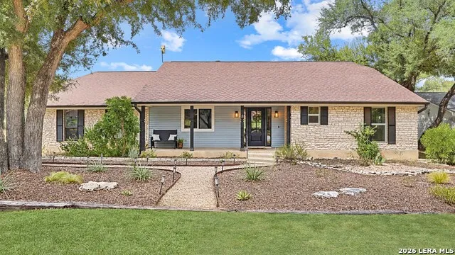 8 Woodcreek Dr Wimberley, TX 78676