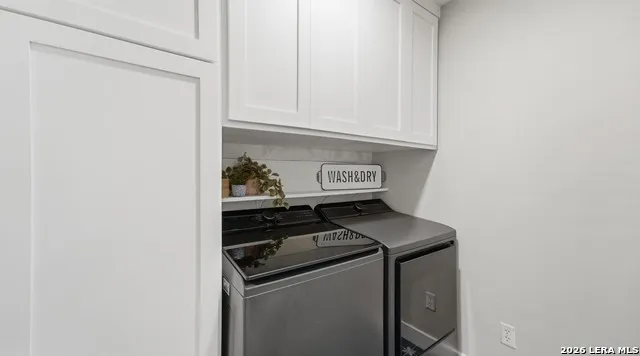 8 Woodcreek Dr Wimberley, TX 78676