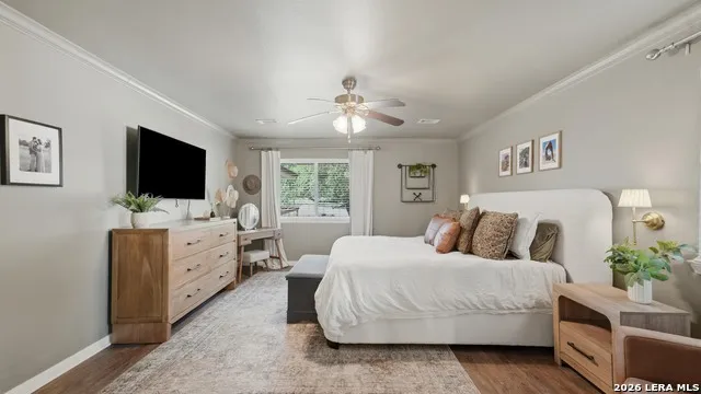 8 Woodcreek Dr Wimberley, TX 78676
