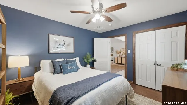 8 Woodcreek Dr Wimberley, TX 78676