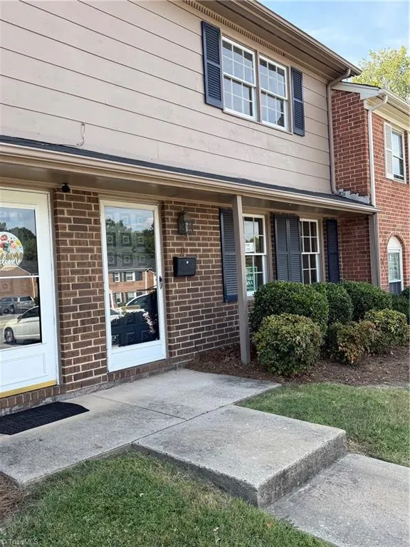 1827 Johnson Street High Point, NC 27262