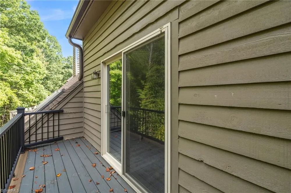 1008 Eastshore Circle Stokesdale, NC 27357