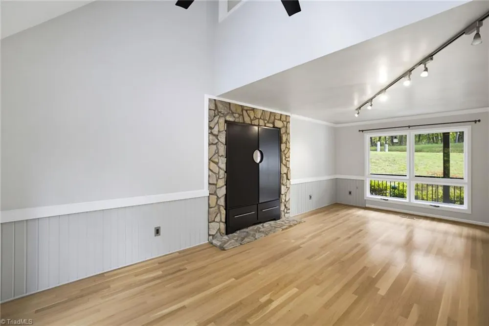 1008 Eastshore Circle Stokesdale, NC 27357