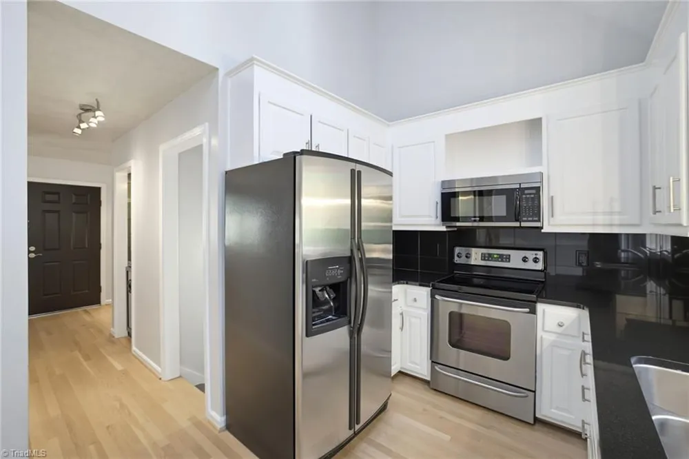 1008 Eastshore Circle Stokesdale, NC 27357