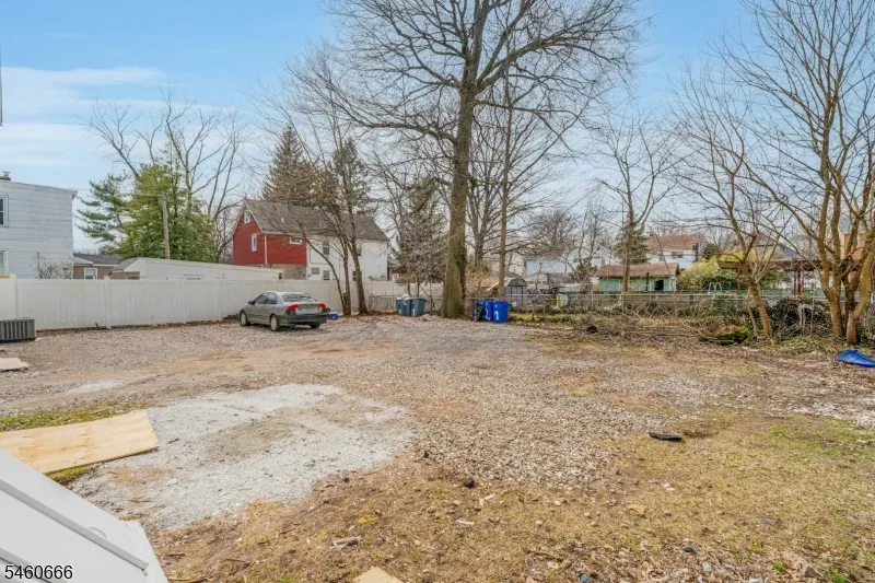 54 Thomas St Bloomfield, NJ 07003