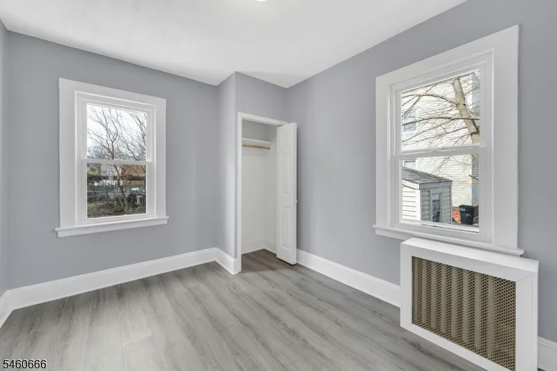54 Thomas St Bloomfield, NJ 07003