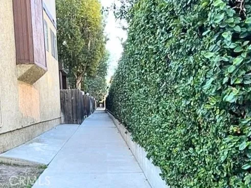 9131 Burnet Ave #23 North Hills, CA 91343