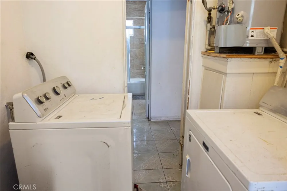 650 W 107th Street Los Angeles, CA 90044