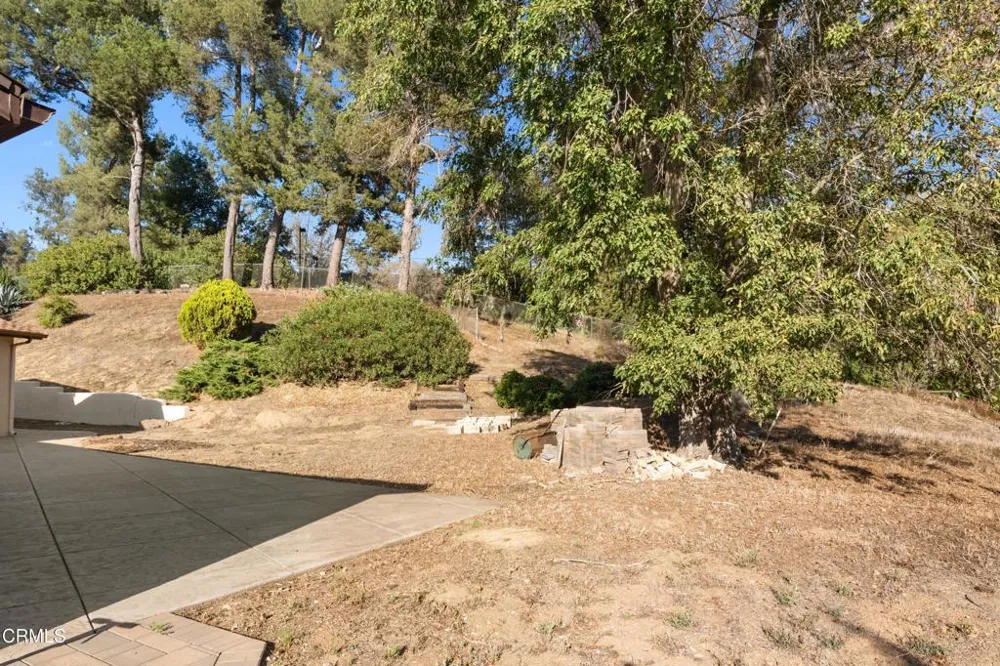 15 Ramona Place Camarillo, CA 93010