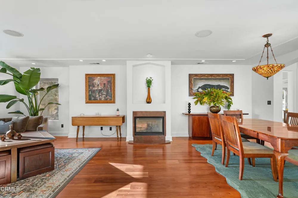 15 Ramona Place Camarillo, CA 93010