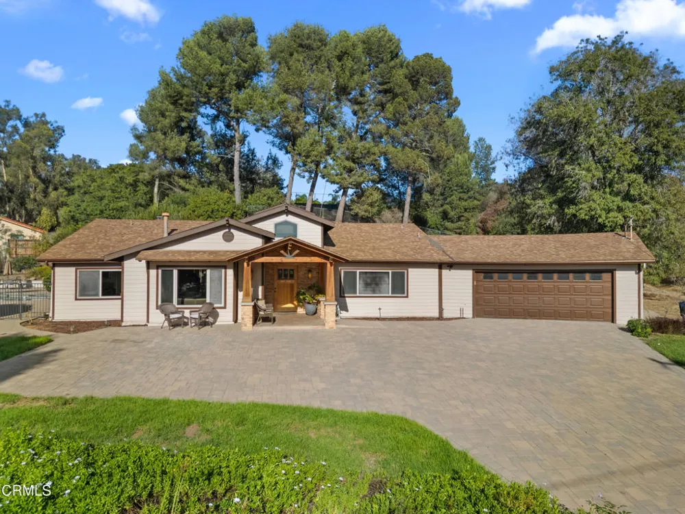 15 Ramona Place Camarillo, CA 93010