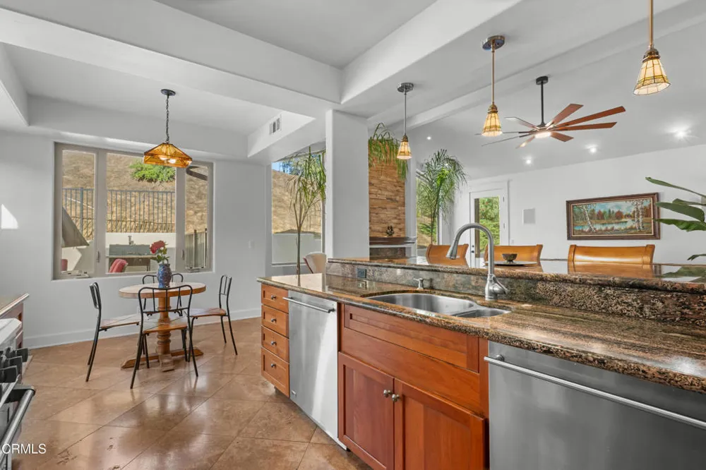 15 Ramona Place Camarillo, CA 93010