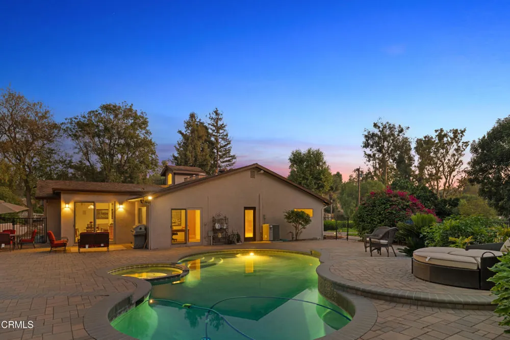 15 Ramona Place Camarillo, CA 93010