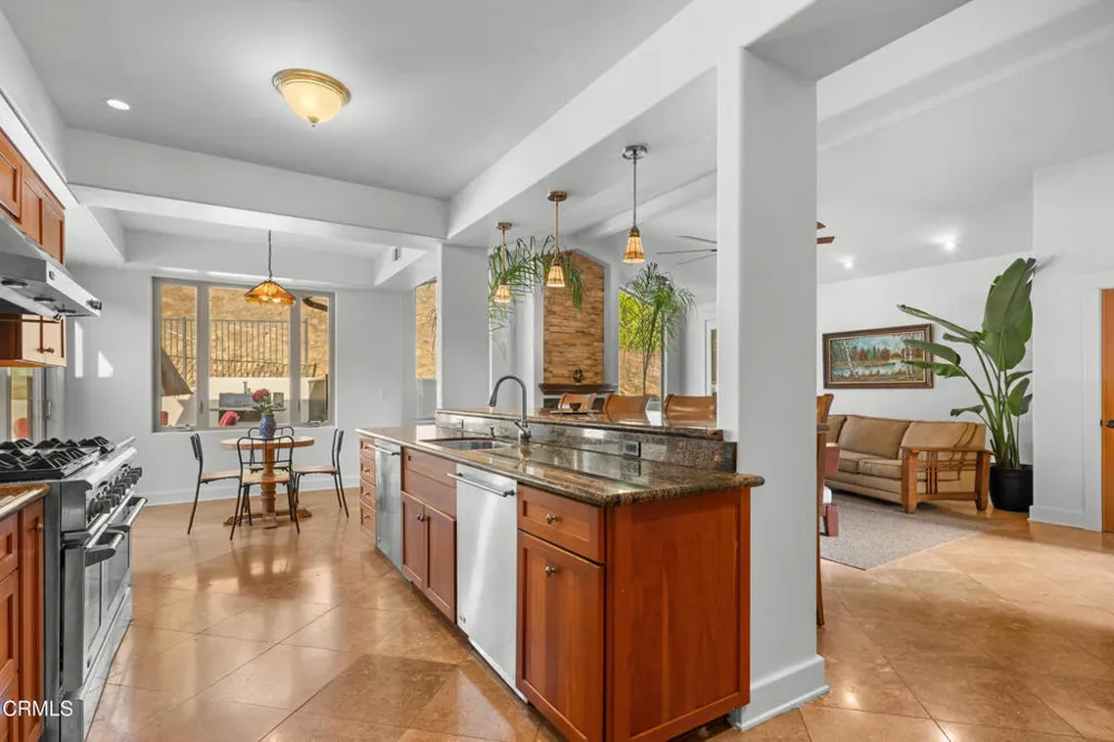 15 Ramona Place Camarillo, CA 93010
