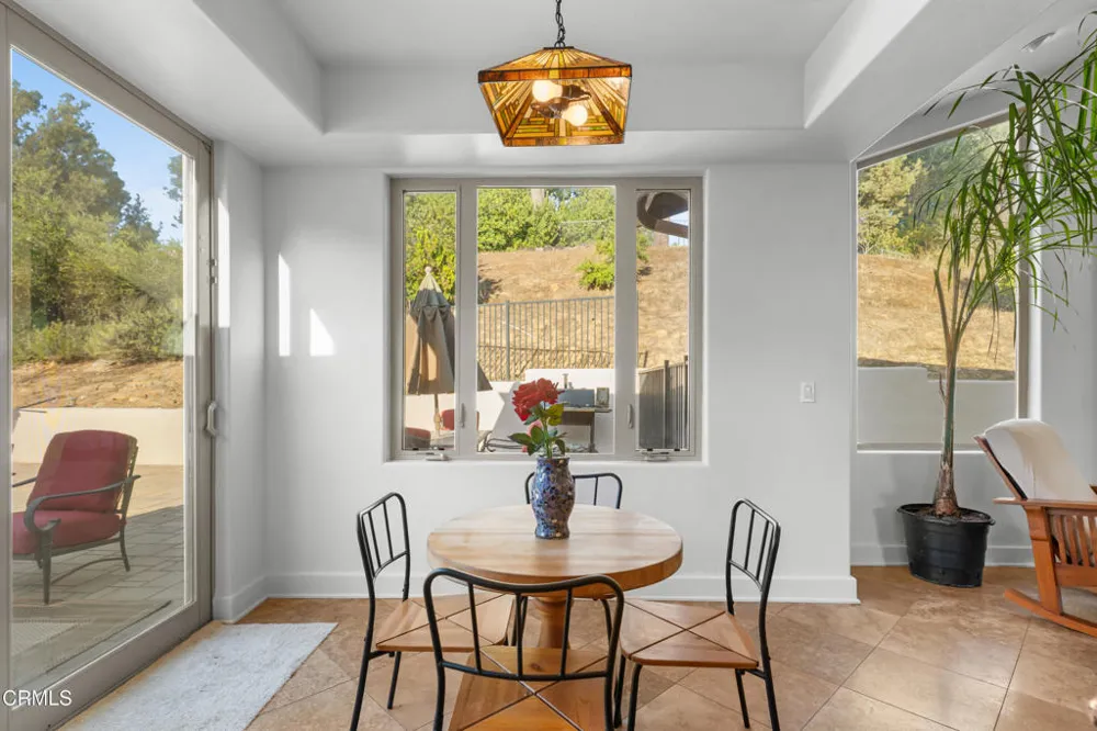15 Ramona Place Camarillo, CA 93010