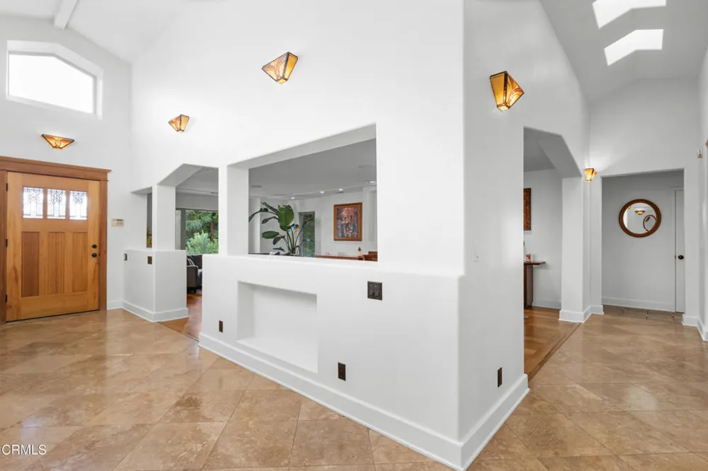 15 Ramona Place Camarillo, CA 93010