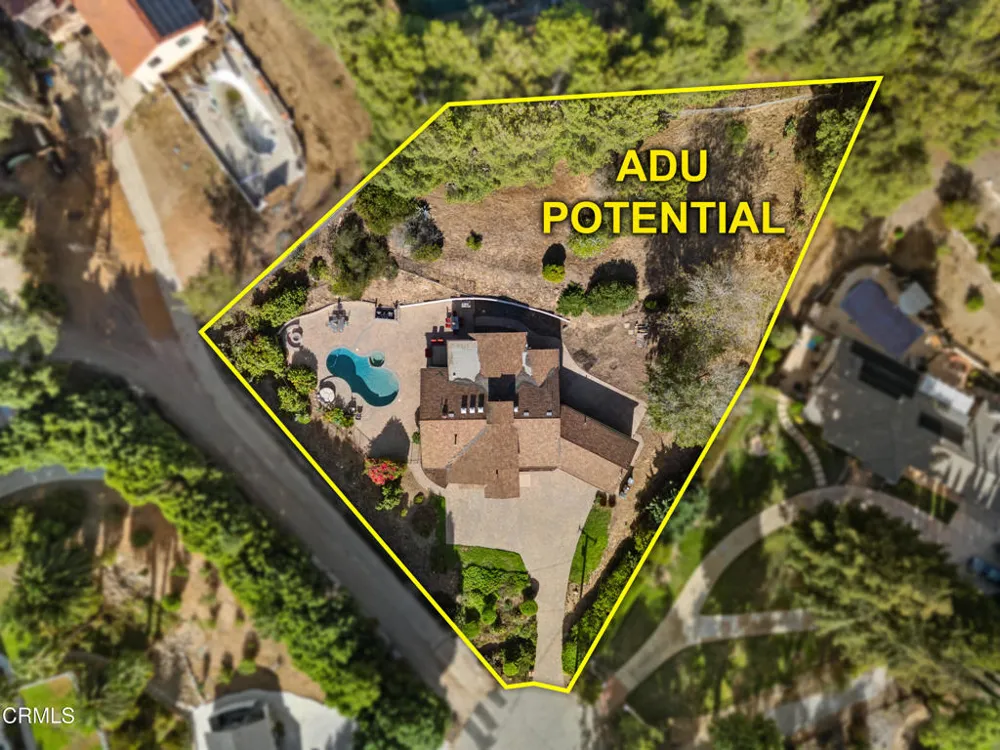 15 Ramona Place Camarillo, CA 93010