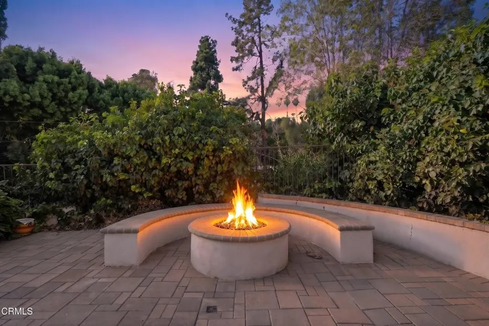 15 Ramona Place Camarillo, CA 93010