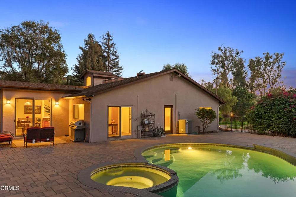 15 Ramona Place Camarillo, CA 93010