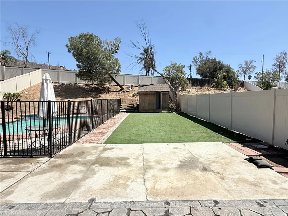 5948 Quiroz Riverside, CA 92509