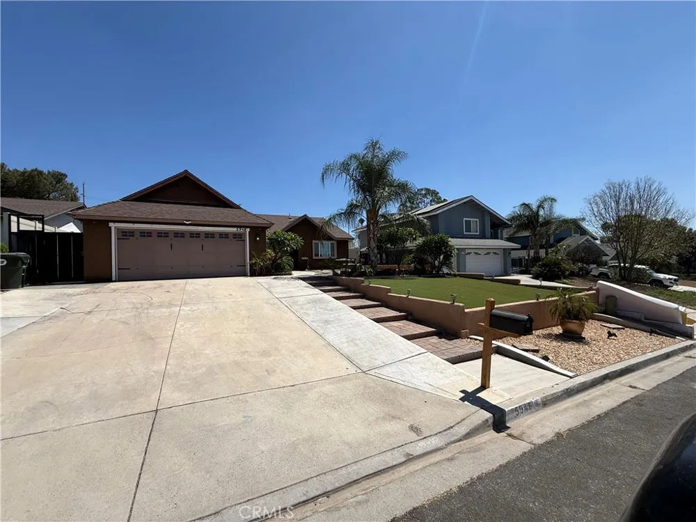 5948 Quiroz Riverside, CA 92509