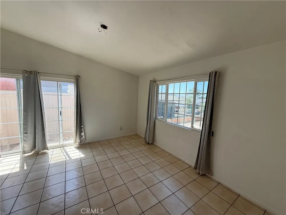 5948 Quiroz Riverside, CA 92509