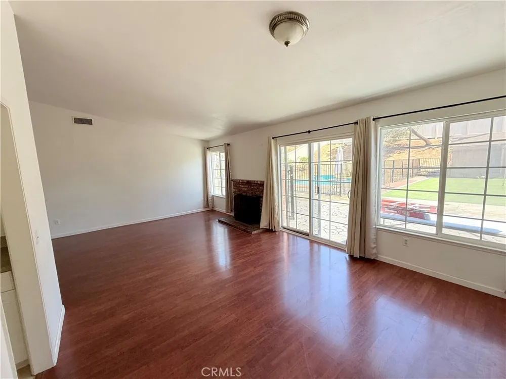 5948 Quiroz Riverside, CA 92509