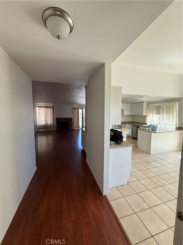 5948 Quiroz Riverside, CA 92509