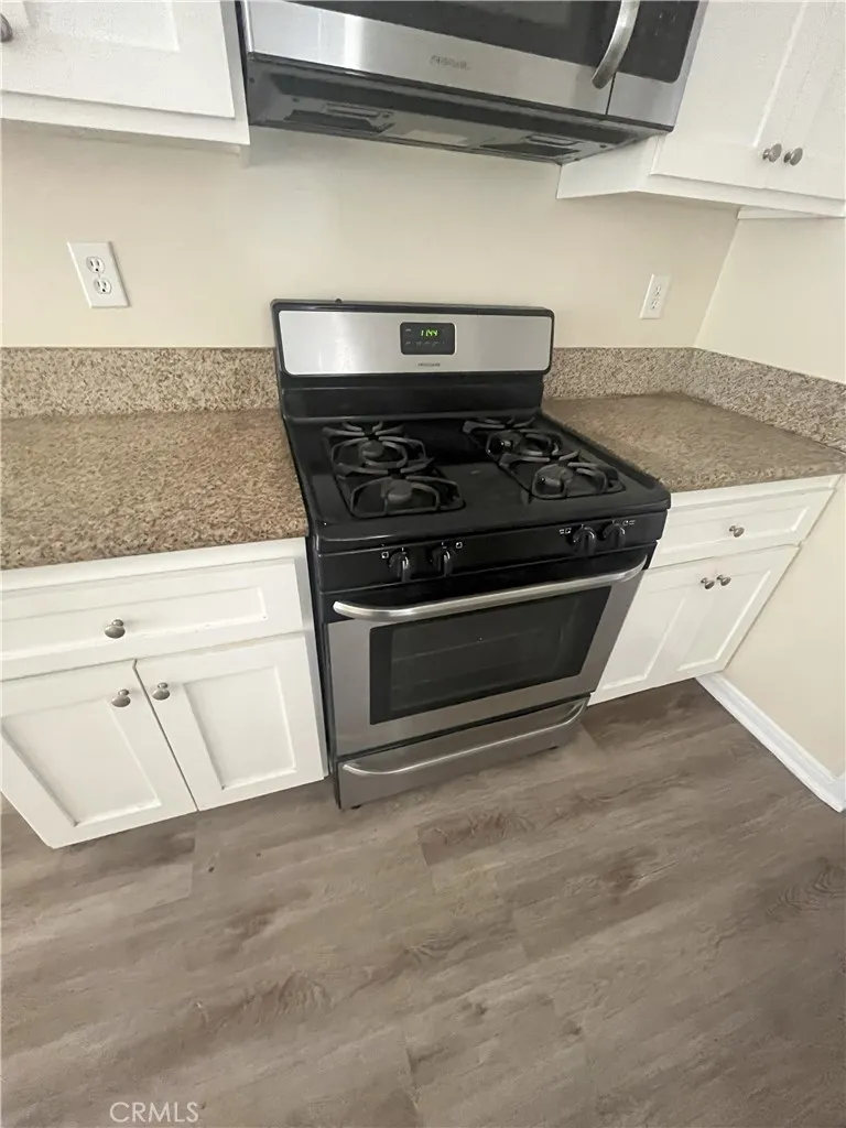 128 E 121st Street Los Angeles, CA 90061