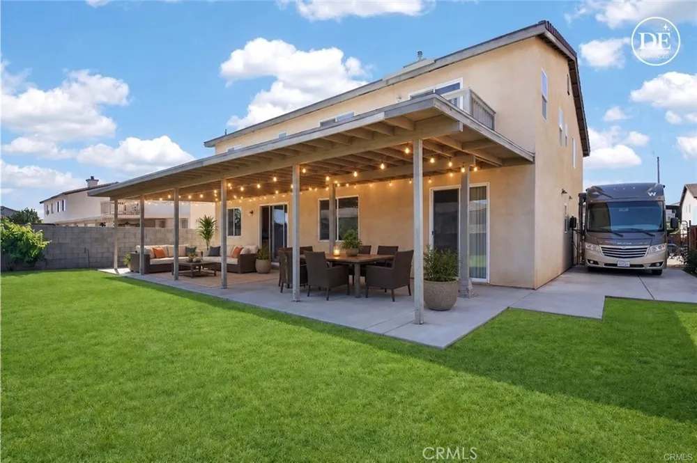 13878 Chestnut Victorville, CA 92392