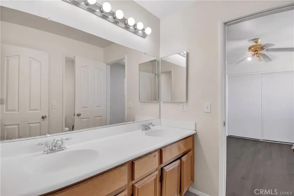13878 Chestnut Victorville, CA 92392