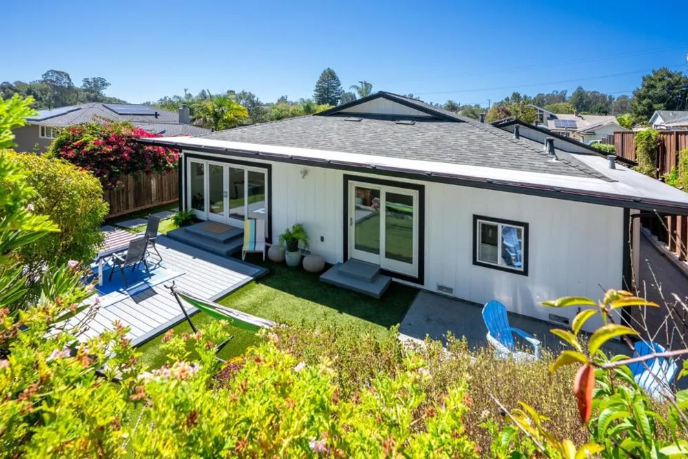 106 Corinne Avenue Santa Cruz, CA 95065