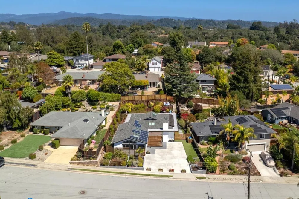 106 Corinne Avenue Santa Cruz, CA 95065