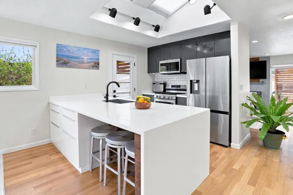106 Corinne Avenue Santa Cruz, CA 95065