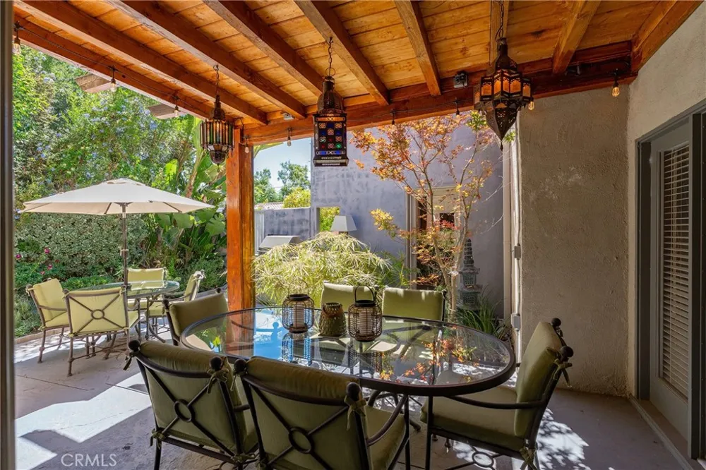 4956 Hood Drive Woodland Hills, CA 91364