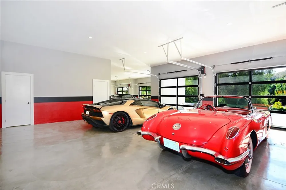 5546 JED SMITH ROAD Hidden Hills, CA 91302