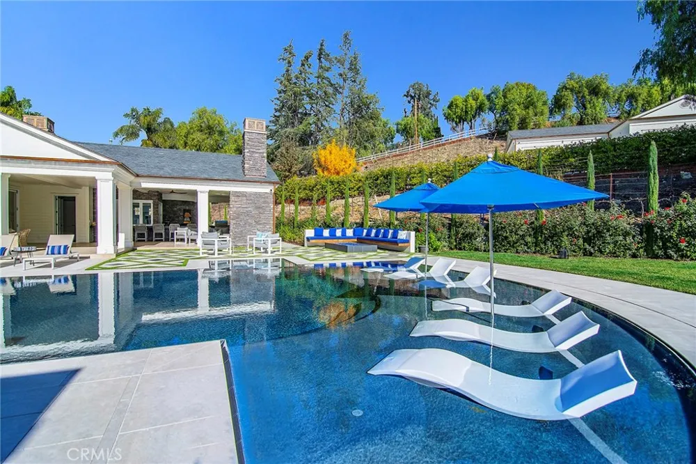 5546 JED SMITH ROAD Hidden Hills, CA 91302