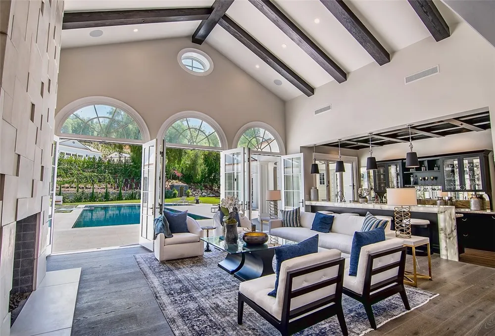 5546 JED SMITH ROAD Hidden Hills, CA 91302