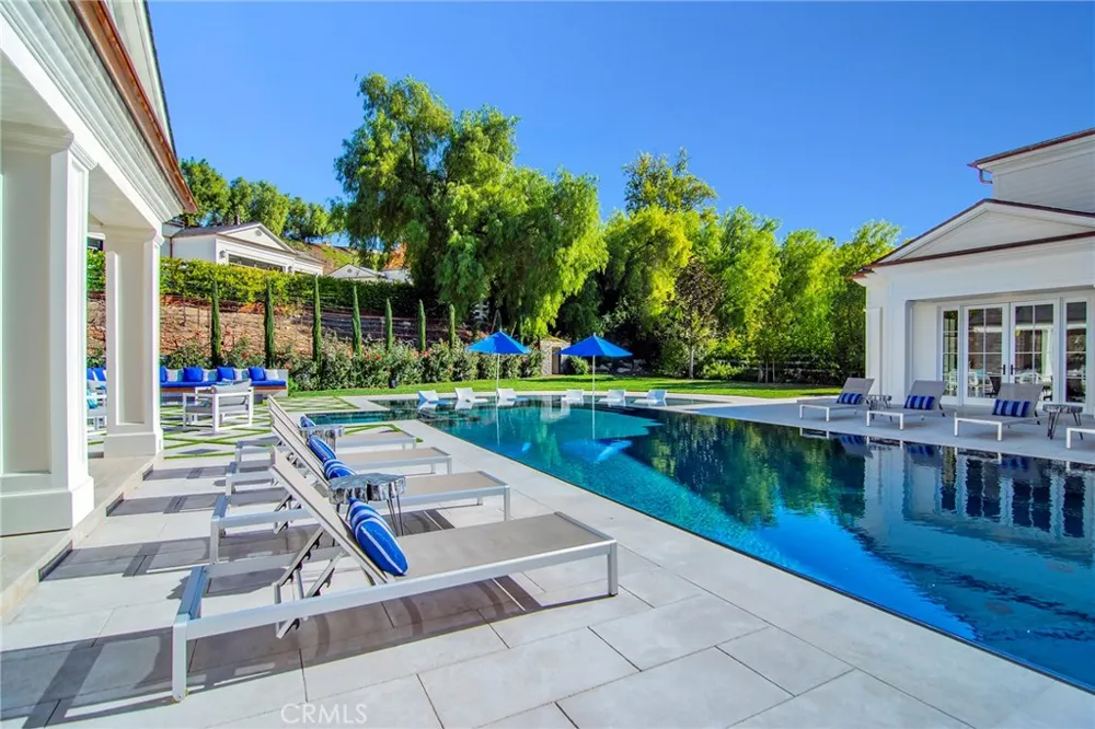 5546 JED SMITH ROAD Hidden Hills, CA 91302
