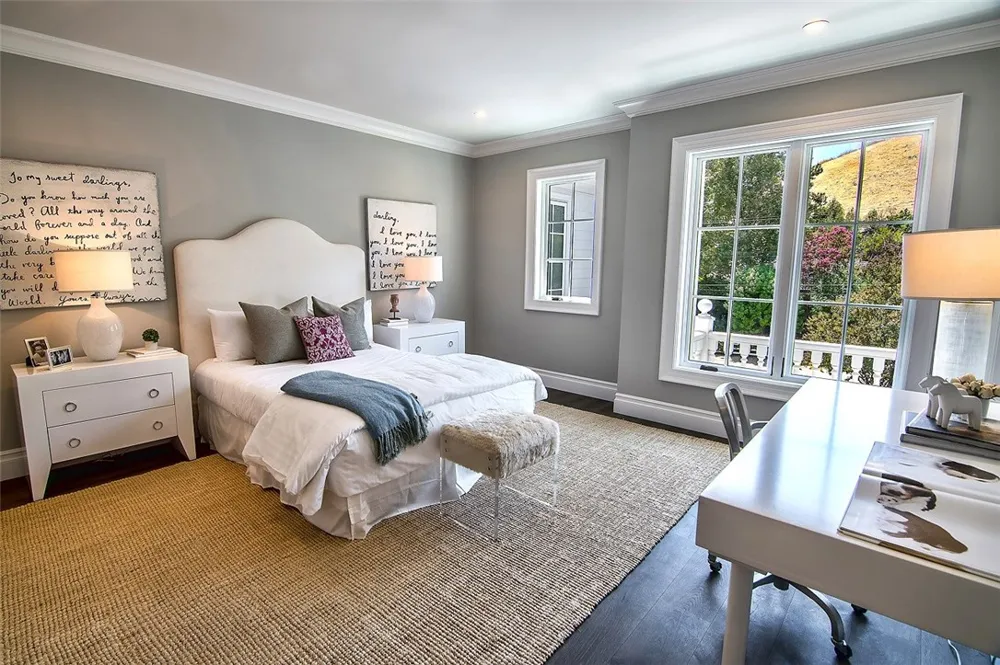 5546 JED SMITH ROAD Hidden Hills, CA 91302