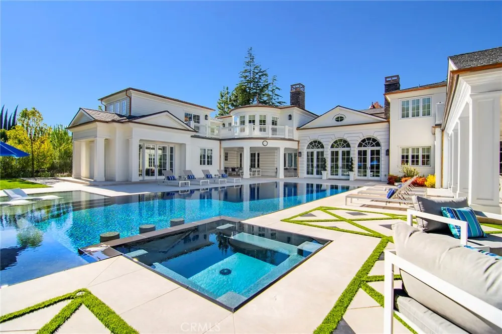 5546 JED SMITH ROAD Hidden Hills, CA 91302