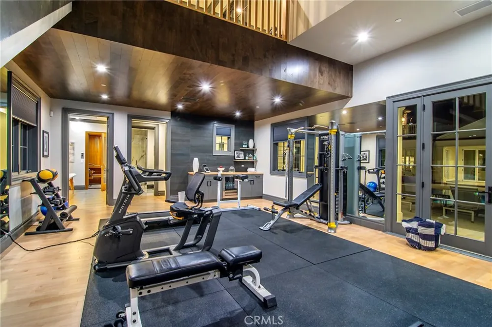 5546 JED SMITH ROAD Hidden Hills, CA 91302