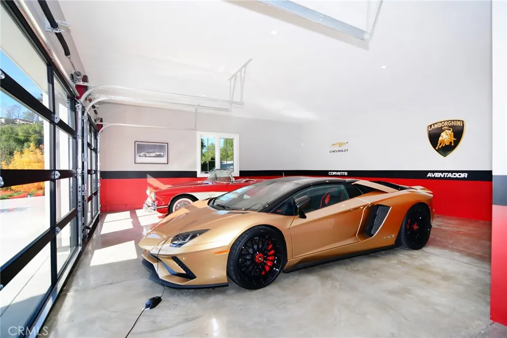 5546 JED SMITH ROAD Hidden Hills, CA 91302
