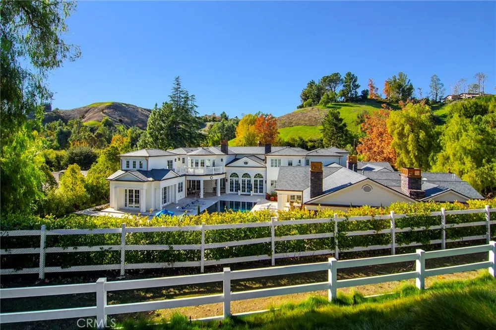 5546 JED SMITH ROAD Hidden Hills, CA 91302