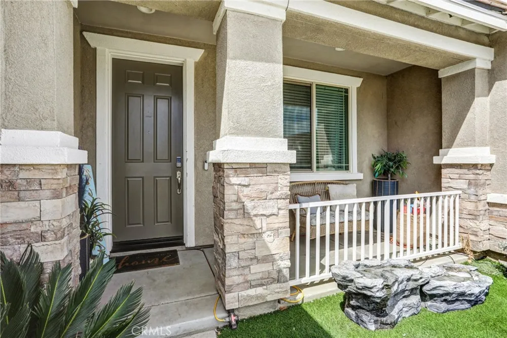 4570 Eagle Perris, CA 92571
