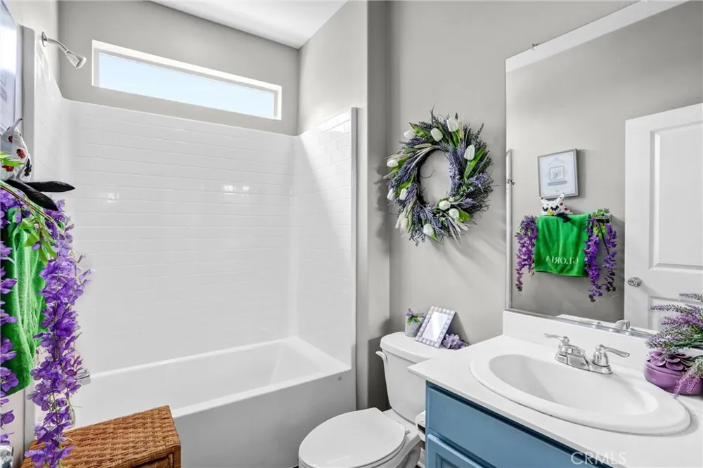 4570 Eagle Perris, CA 92571