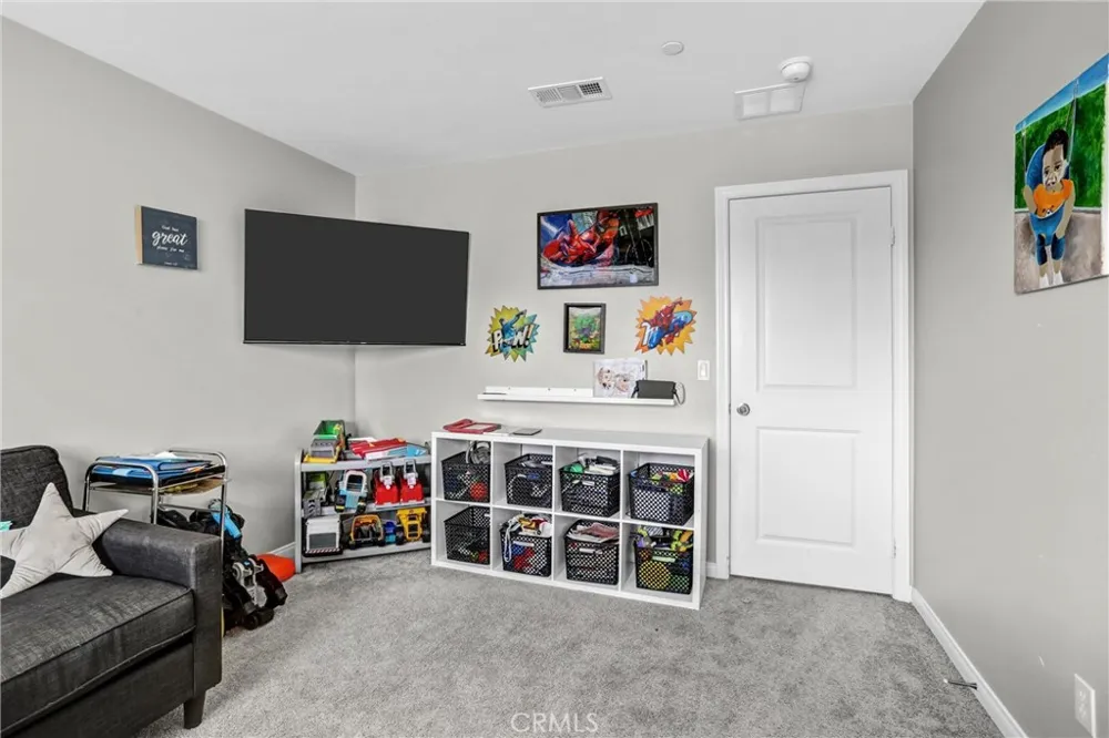 4570 Eagle Perris, CA 92571